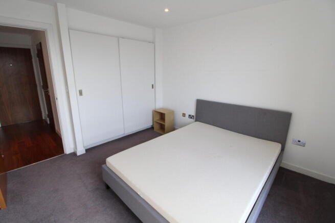 1 bed Apartment to rent Image 7