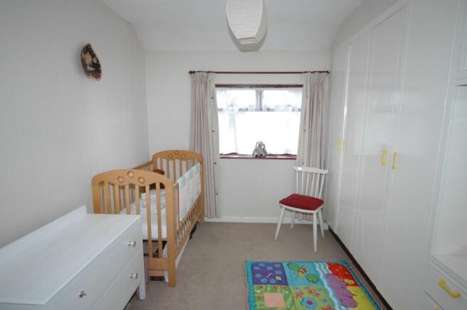 BEDROOM 2
