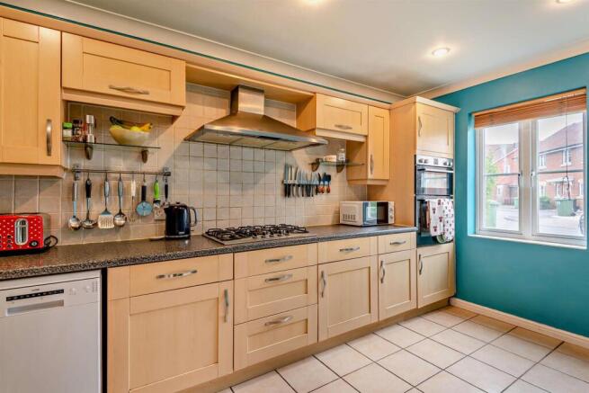 8697577-interior06-800.jpg
