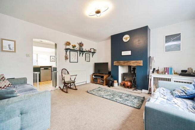 3 bed Semi-Detached for sale Image 5
