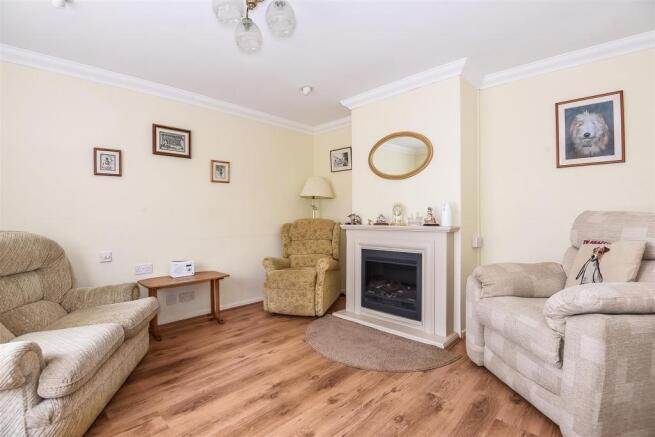 Living Room.jpg