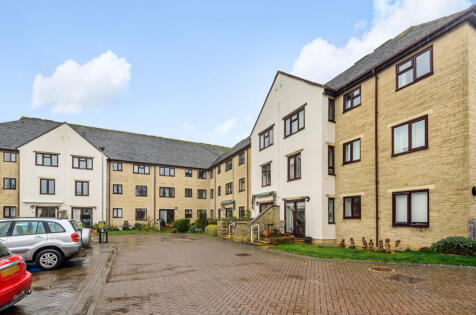 Barclay Court, Trafalgar Road, Cirencester, Gloucestershire, GL7
