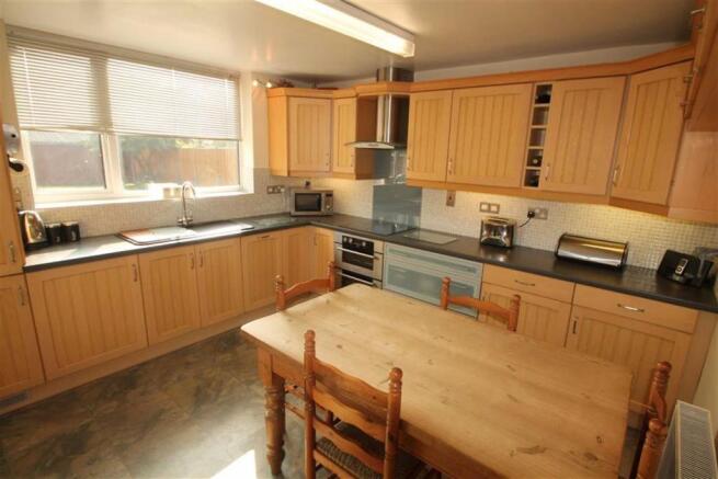 Kitchen/ Breakfast r