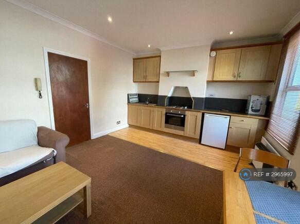 Livingroom/ Kitchen