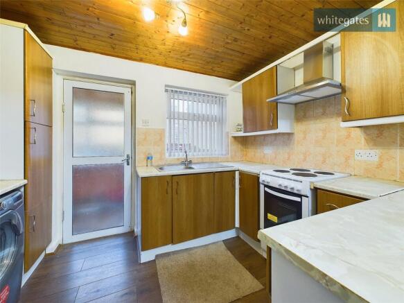 3 bed Terraced to rent Image 4