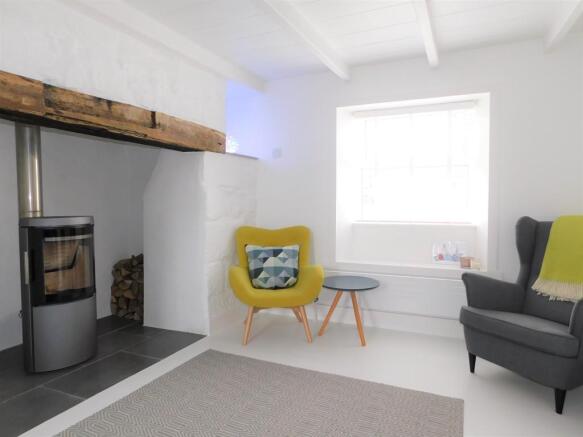 SITTING ROOM
