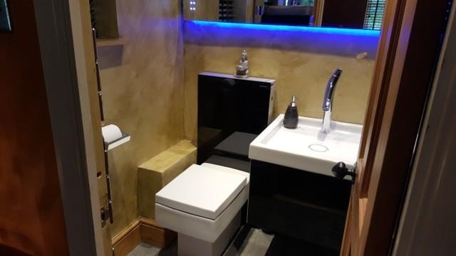 CLOAKROOM