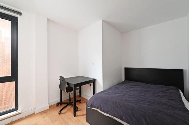 2 bed Apartment for sale Image 9