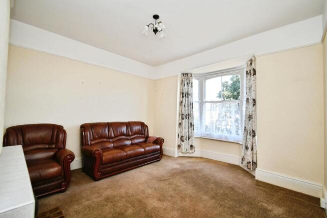 2 bed Terraced for sale Image 5