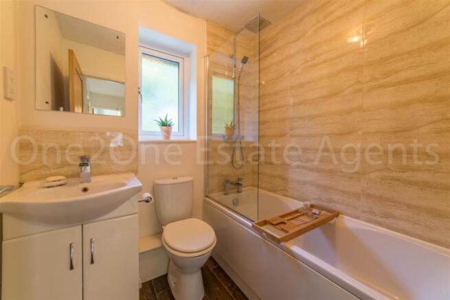 13 Lavender Way,-9.jpg