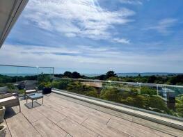 Penthouse East, St Antonys, West Cliff Road, Bournemouth BH4 8BD