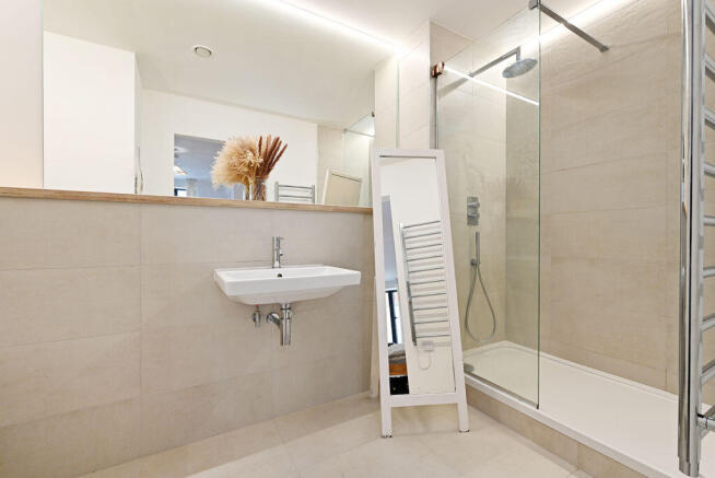 Ensuite Shower Room