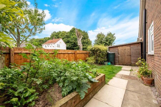 Side garden