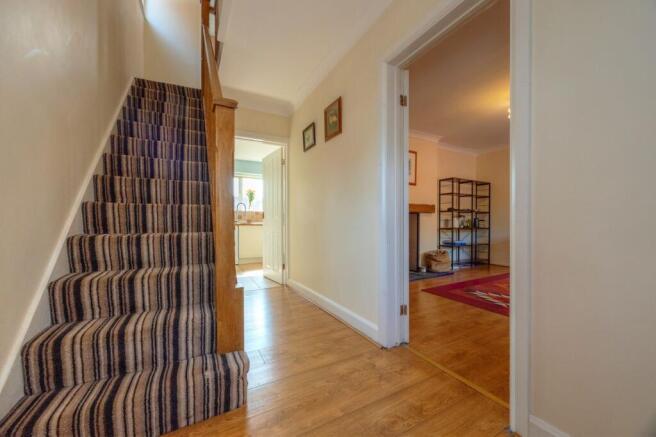 3 bed Semi-Detached for sale Image 8