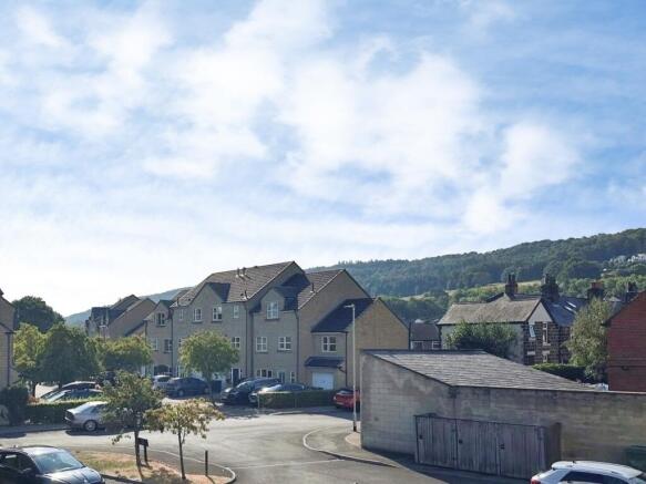 2 bed Apartment to rent Image 10