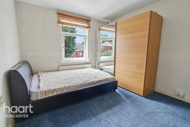 3 bed Terraced for sale Image 10