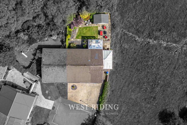 Beechwood Drive, Mossley, Ashton-Under-Lyne photo 4