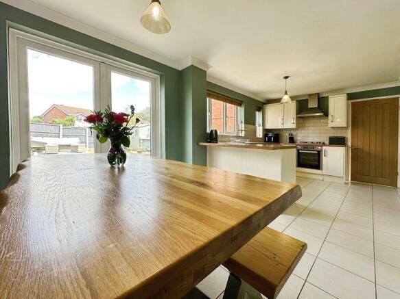 Kitchen Diner