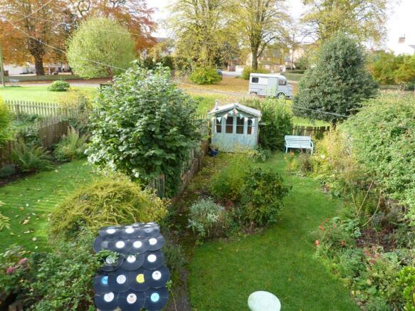 VIEW OVER GREEN
