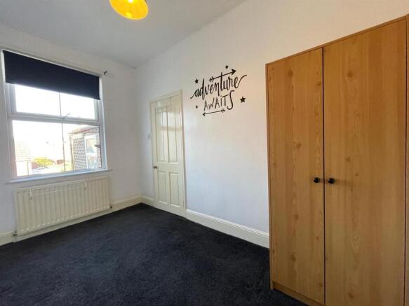 2 bed House for sale Image 7