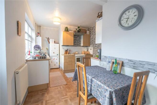 Kitchen (2)