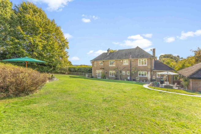 Three Oaks, The Close, SL8 5PE (LOW RES)-19