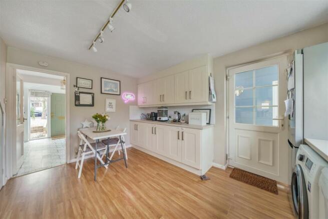 Kitchen / Breakfast room