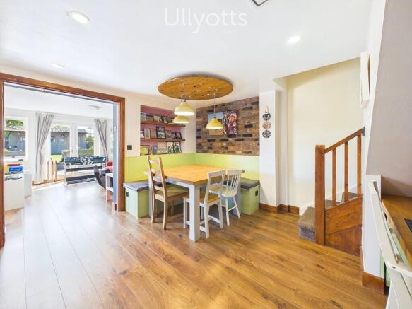 3 bed Semi-Detached for sale Image 4