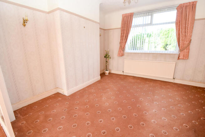 Beverley Avenue, Urmston, M41 photo 4