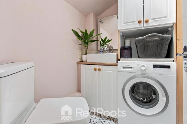 2 bed Semi-Detached for sale Image 11