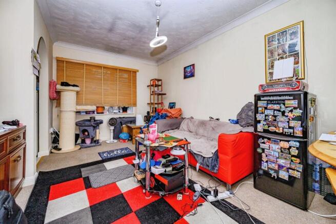 Hales Park Close, Hemel Hempstead photo 2