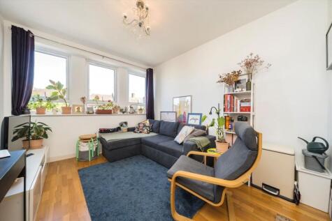 Heath Road, Twickenham