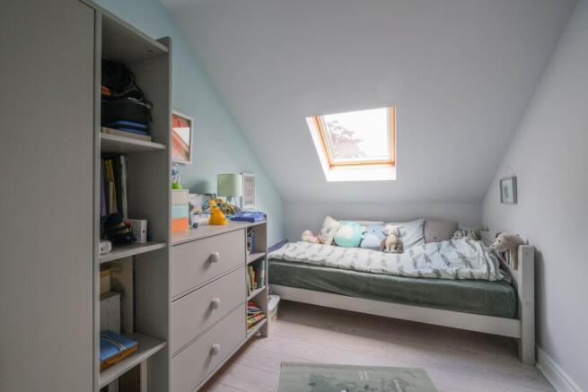 4 bed Terraced to rent Image 9