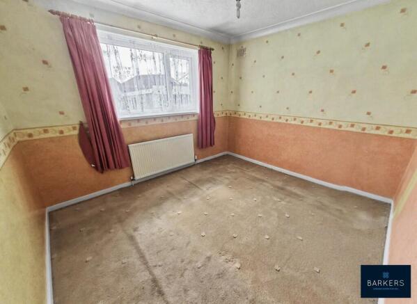 2 bed Semi-Detached Bungalow for sale Image 7