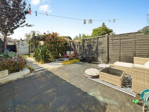 2 bed Terraced for sale Image 7