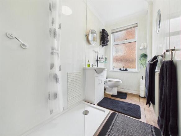 1 bed Flat for sale Image 7