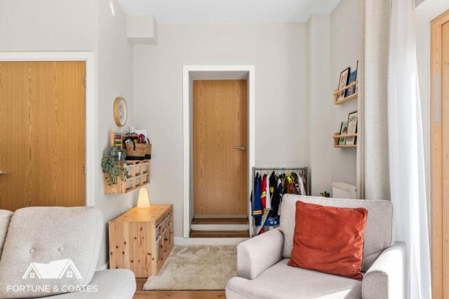 Bullfinch Road, Newhall, Harlow photo 4