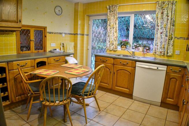 Kitchen / Breakfast
