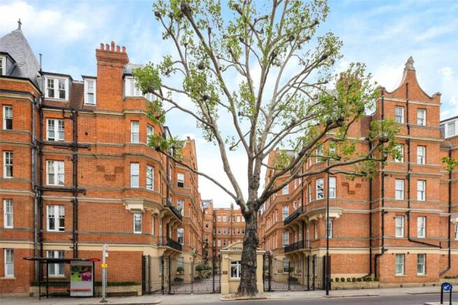 Cheyne Court