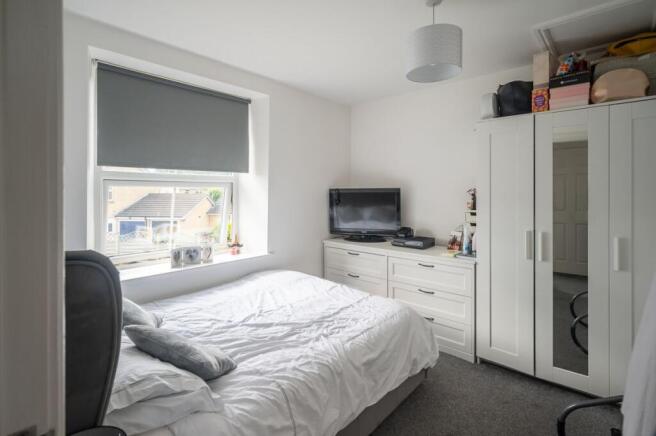 2 bed Terraced to rent Image 7