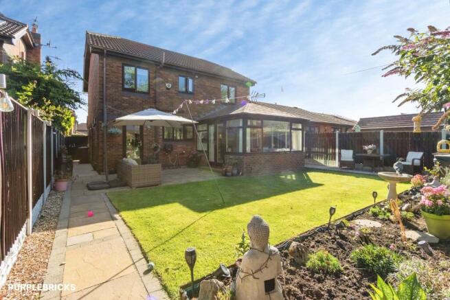 4 bed Detached for sale Image 4
