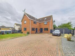 10a Glenwood, Bartlett Close, Chelmsford CM3 6TA