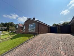 7, Oak Tree Crescent, Stalybridge SK15 2HQ