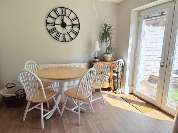 2 bed Terraced for sale Image 9