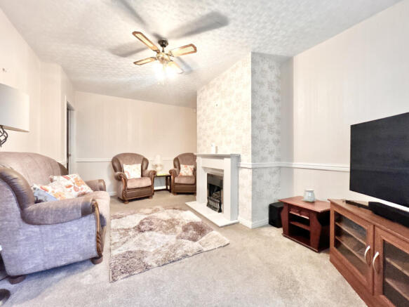 Shakespeare Road,  Fleetwood, FY7 photo 3