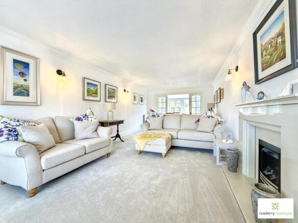 4 bed Detached for sale Image 6