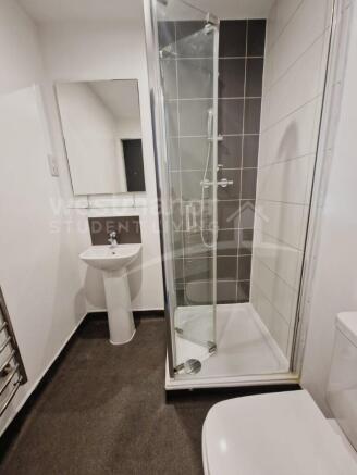 FLAT 62