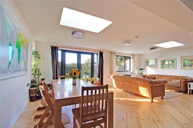 Dining & Family Room