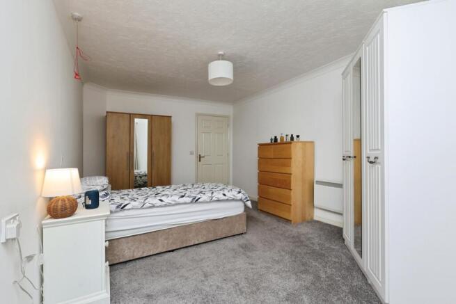 2 bed Apartment for sale Image 10