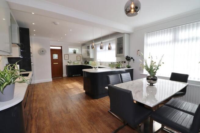 Dining Kitchen